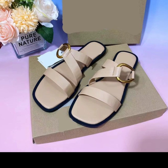 Zara Tan Flat Sandals with Gold Buckle - Picture 5 of 11
